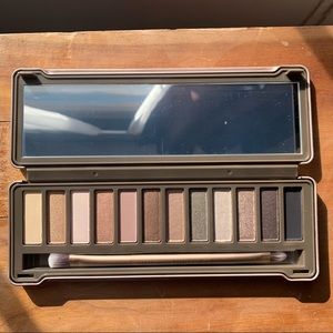 Unused Urban Decay Naked 2 palette